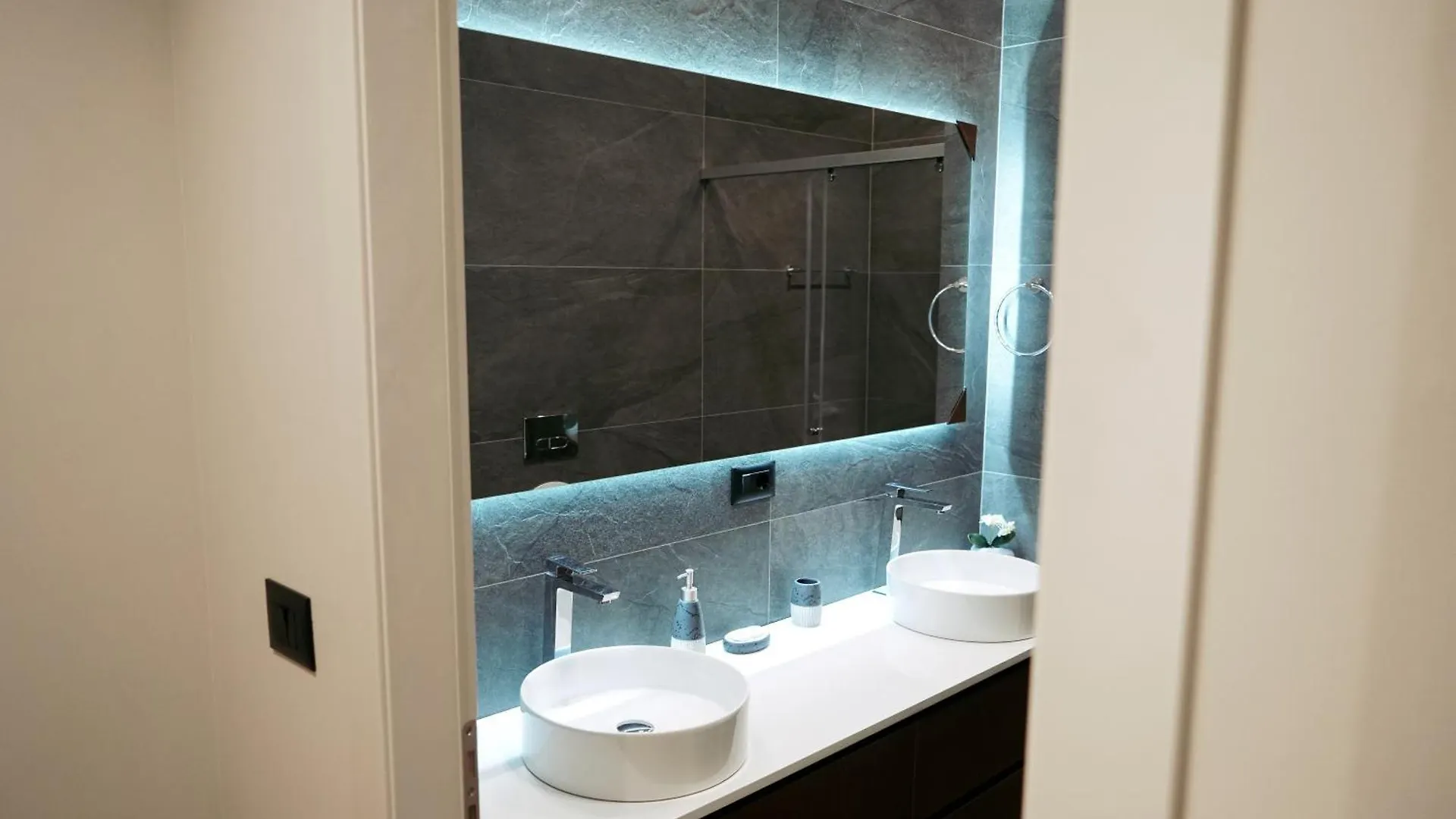 Sino Boutique Hotel Αργυρόκαστρο