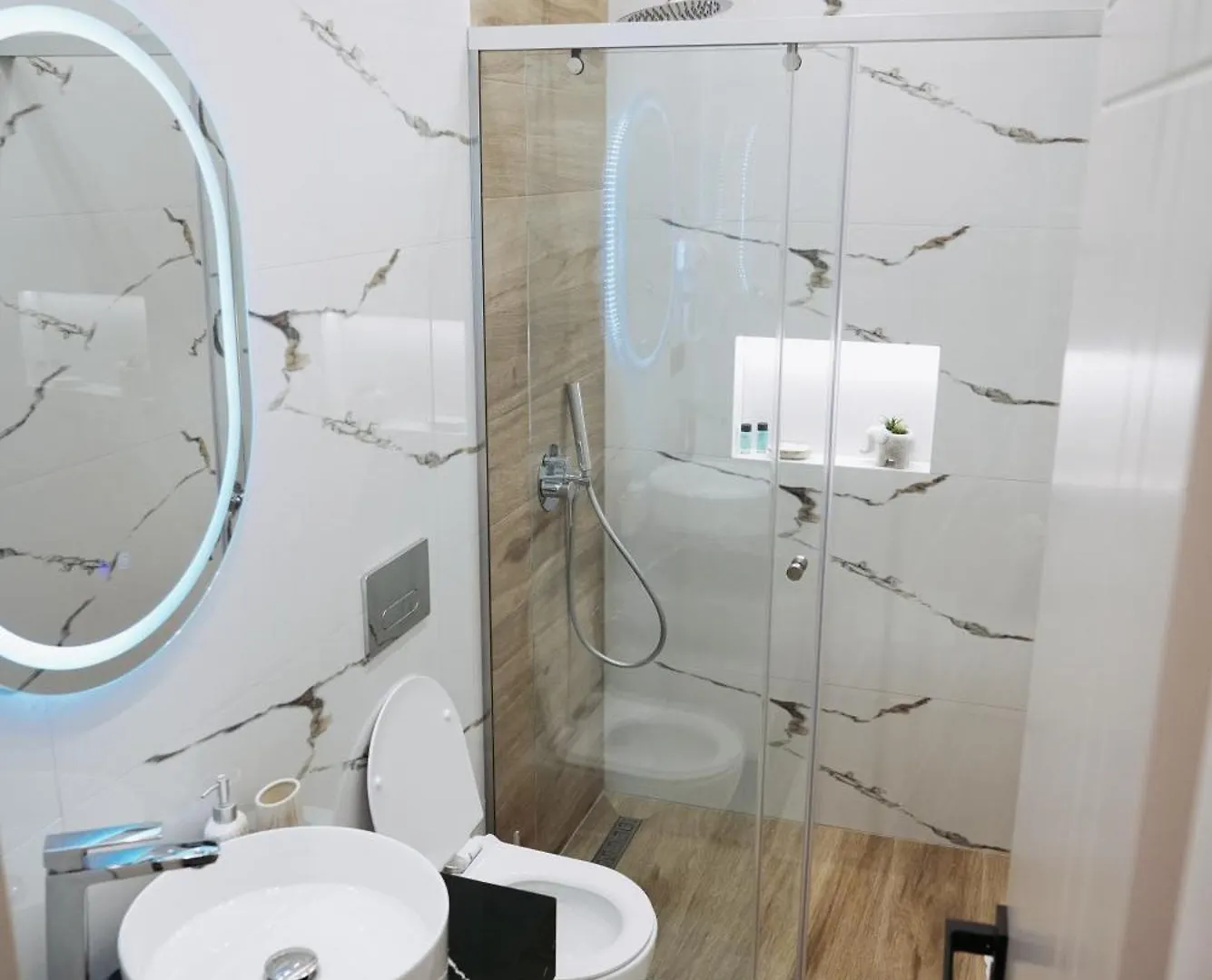 Sino Boutique Hotel Αργυρόκαστρο 0*,  Αλβανία